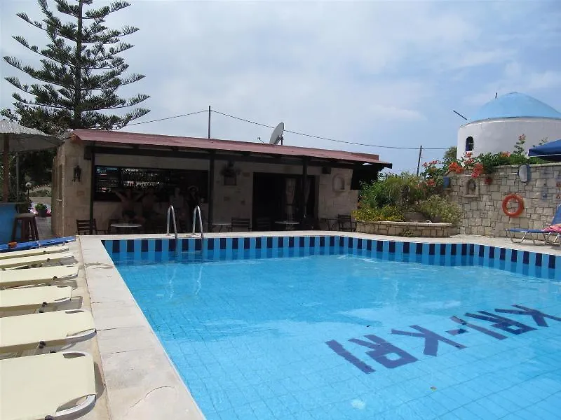 Kri Kri Village Goúrnes 2*,